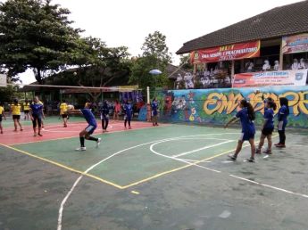 Bertanding dengan Sportif